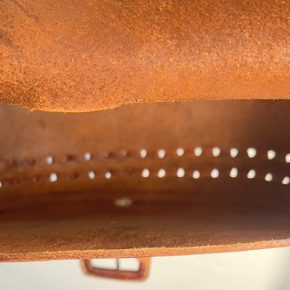 Vintage 70’s Handcrafted Brown Leather Crossbody Bag - Picture 13 of 13